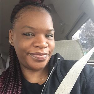 Meet your Posher, Latoya